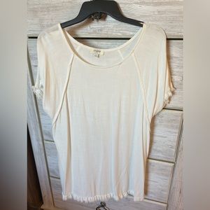 Short sleeve cotton top. Size L